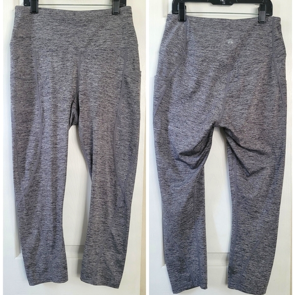 TSLA cropped yoga pants - Picture 2 of 5